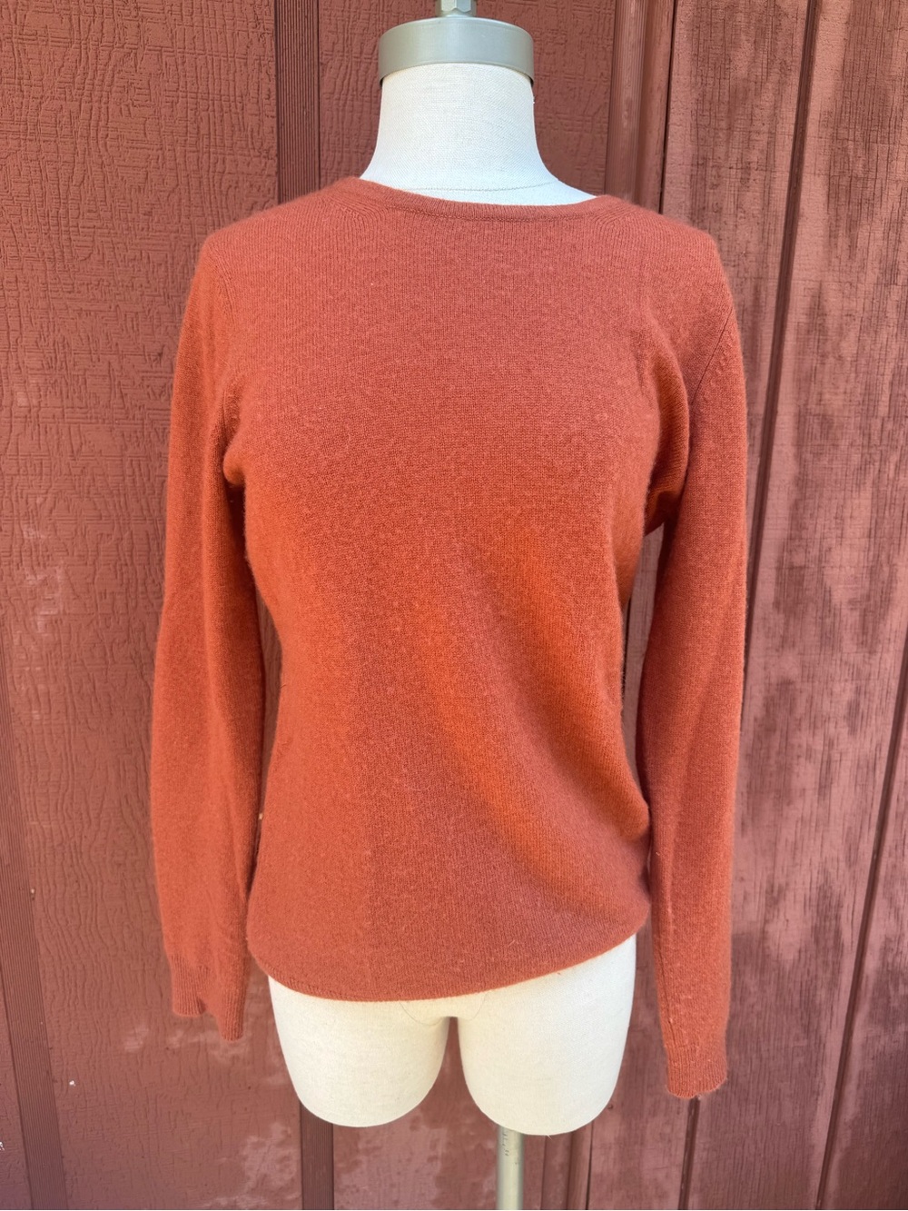 Charter Club Luxury 100% Cashmere Crewneck Knit Sweater Rust Orange Size S ✨